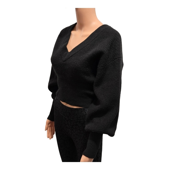 Express Black V-Neck Sweater with Ribbed Cuffs - Picture 4 of 10